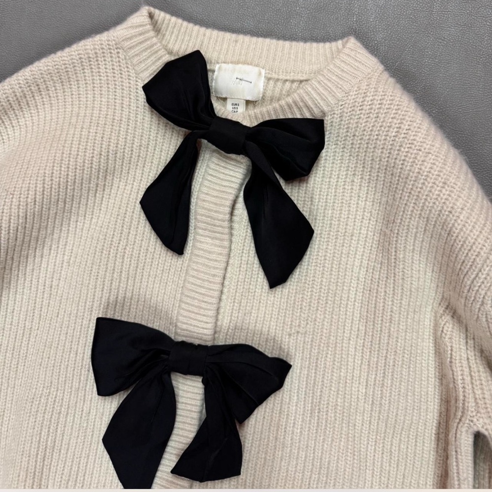 H&M Cream Knit Cardigan with Black Bow Accents